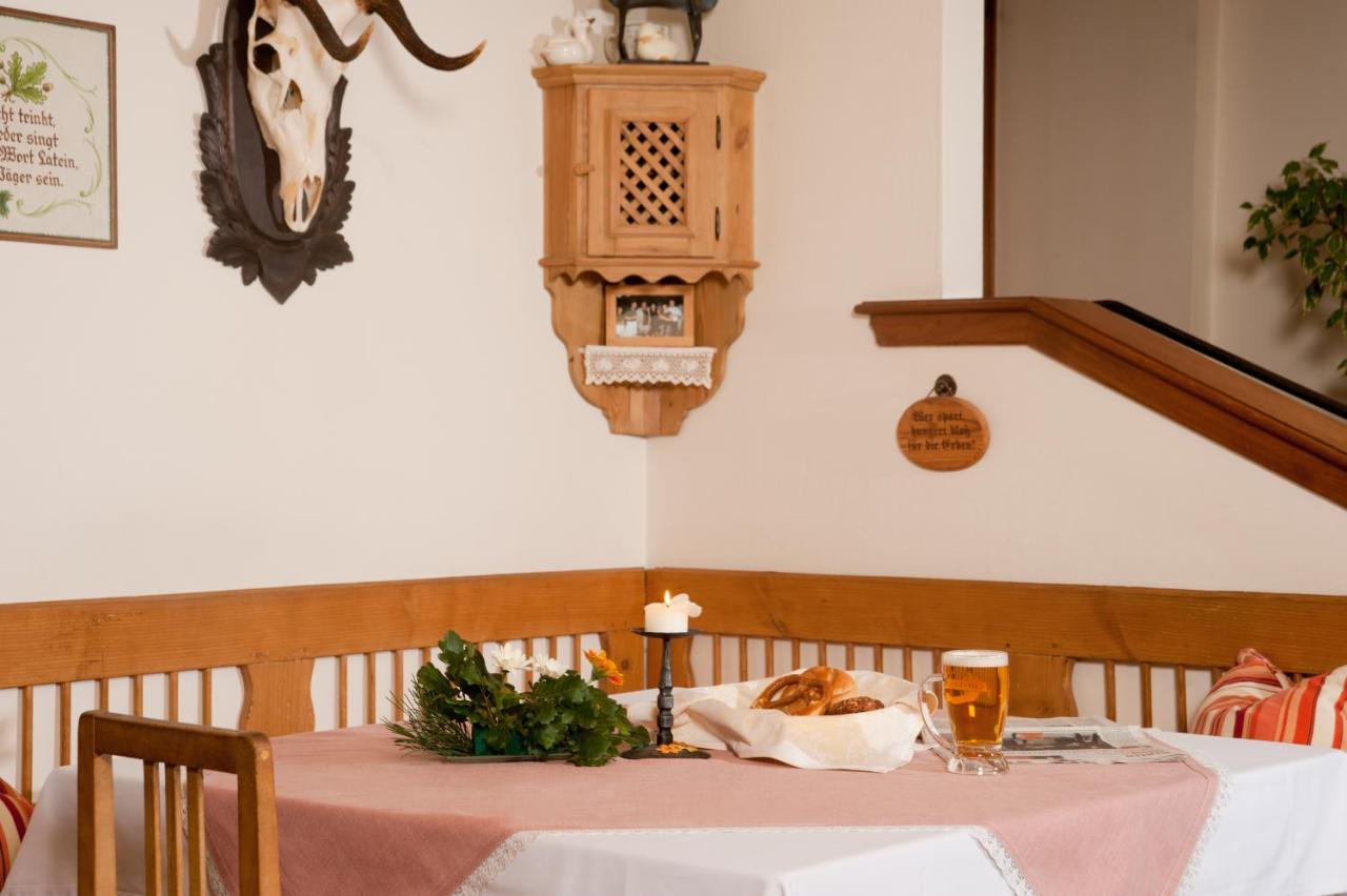 Hubertushof Fromwald Hotel Und Gasthof Bad Fischau Екстер'єр фото
